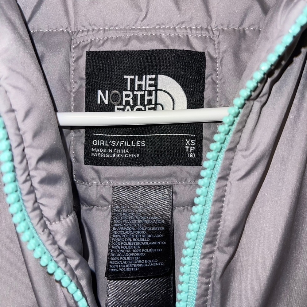 The North Face Girl Jacket Size XS - Picture 6 of 7